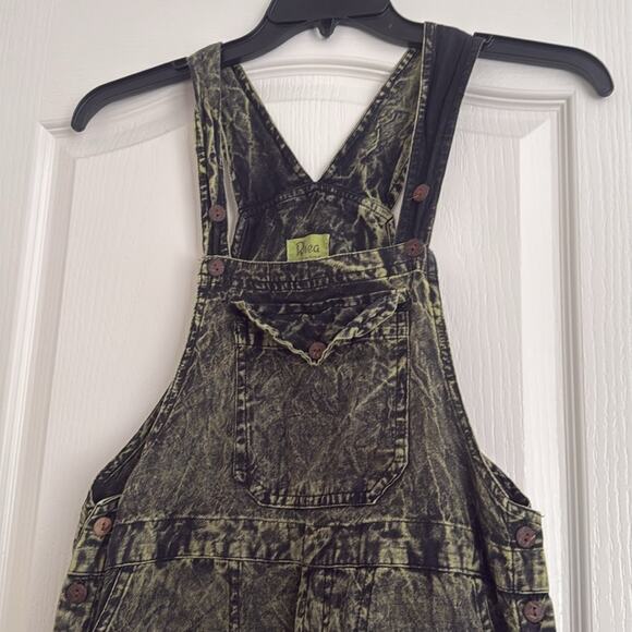 Rhea Costa Black and Yellow (acid wash) Jumpsuit - Picture 6 of 7